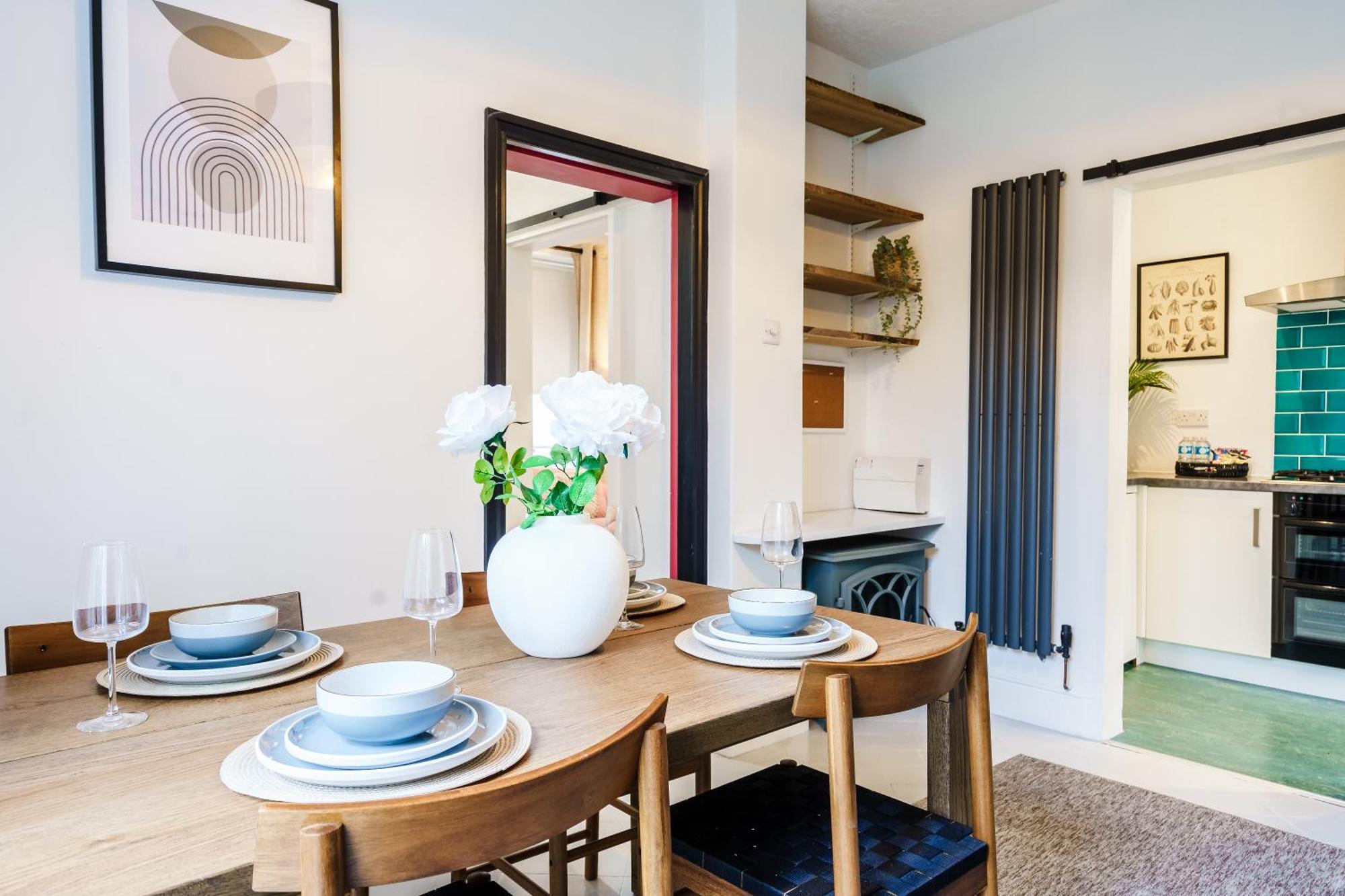 Inspohome Pontcanna Haven 2-Bed House Garden Netflix Games Freeparking Cardiff Bagian luar foto